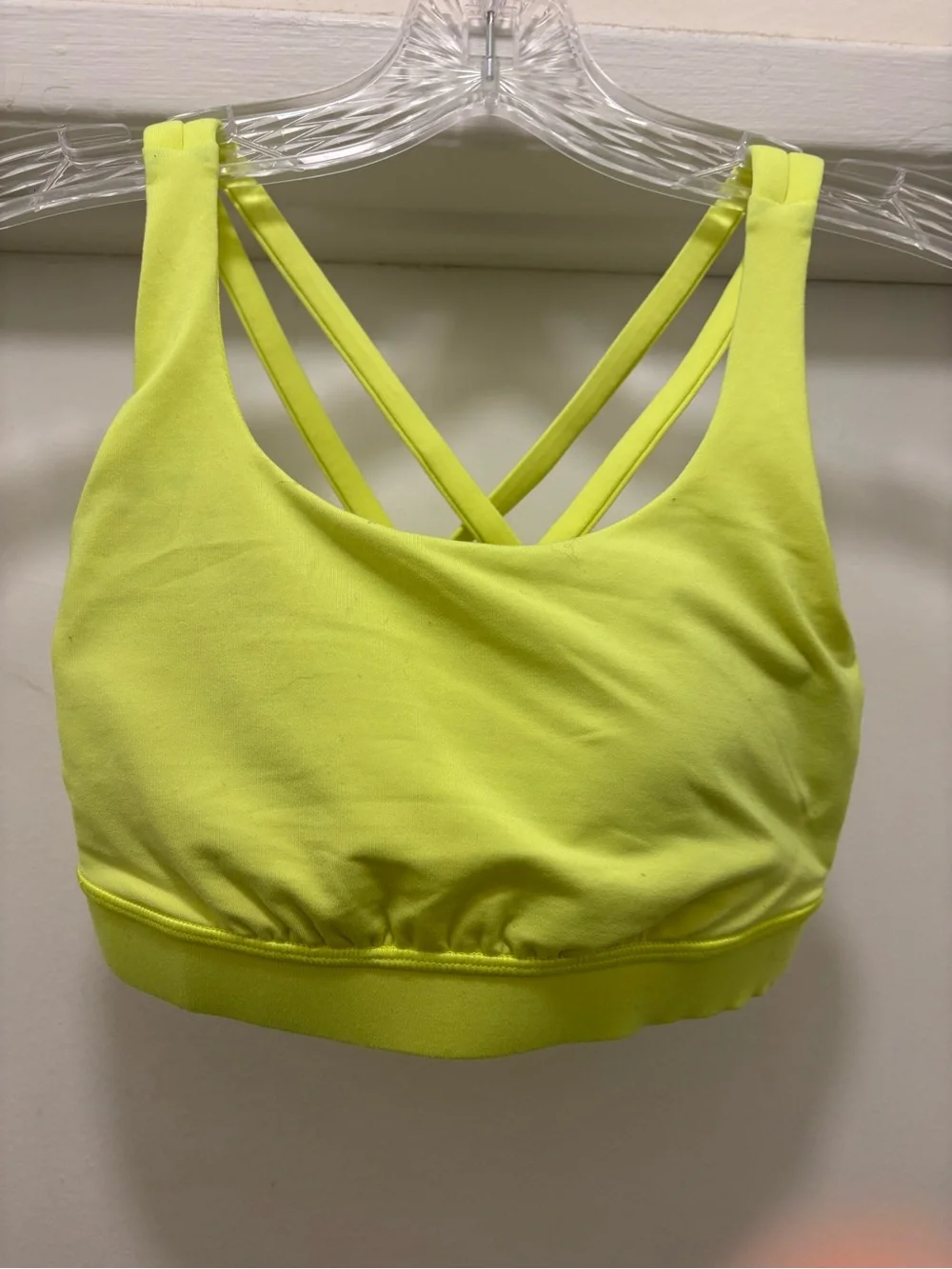 Lululemon Energy Bra Highlight Yellow Strappy Back Sports Bra Women’s Size 2